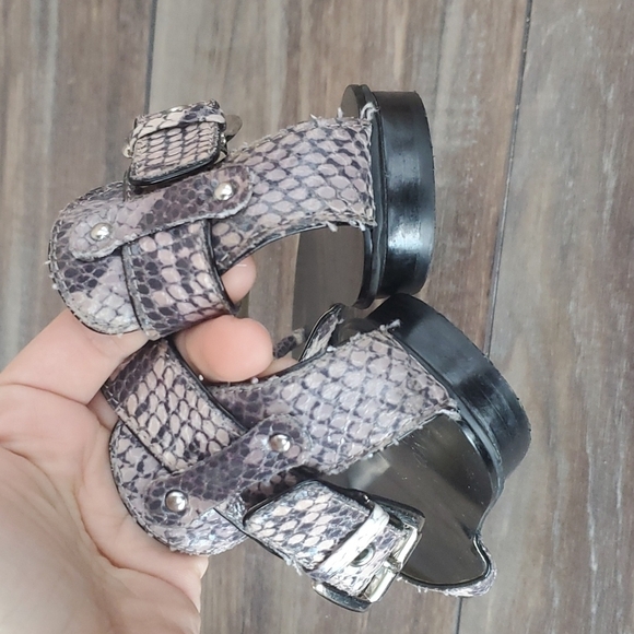 Anthropologie Franco Sarto Women Toro Leather sandals flats sz 8M - Picture 6 of 10